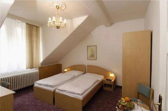 Esplanade Carlsbad Hotel 4*